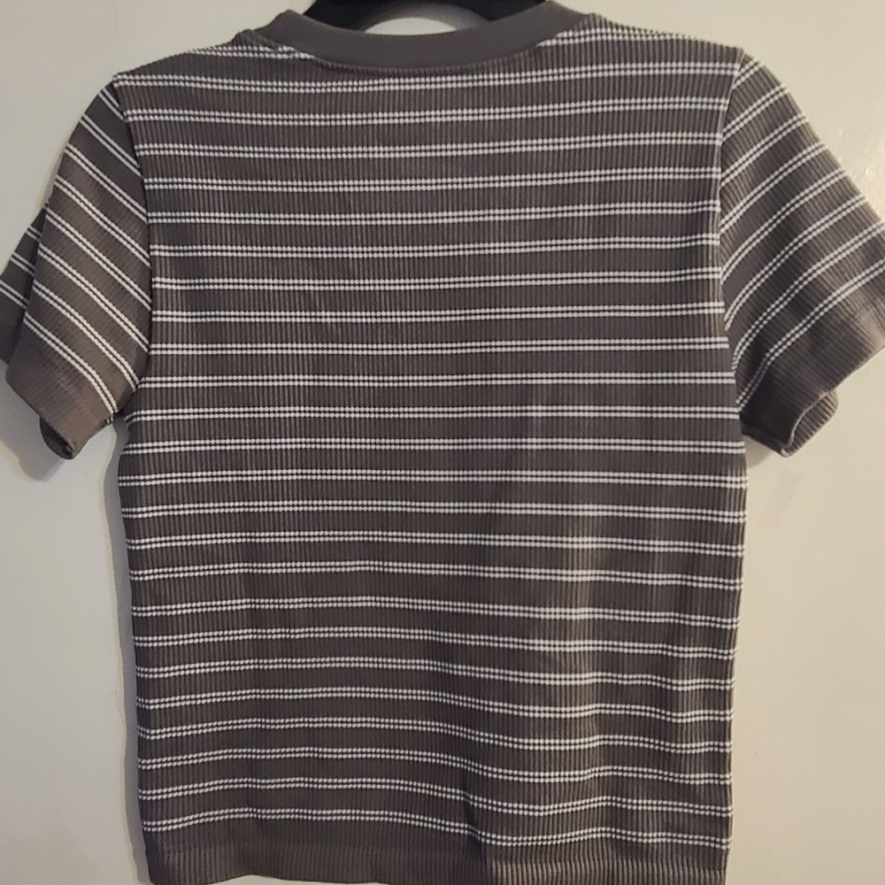 Hippie Rose Gray Striped Spandex Top - Picture 4 of 4